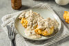 Homemade,Southern,Biscuits,And,Gravy,For,Breakfast